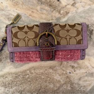 Very rare authentic vintage Coach Y2K suede and leather/tweed wristlet EUC